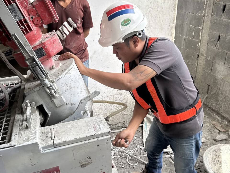 ซ่อมเครื่องพ่นปูน บางกะปิ กรุงเทพ