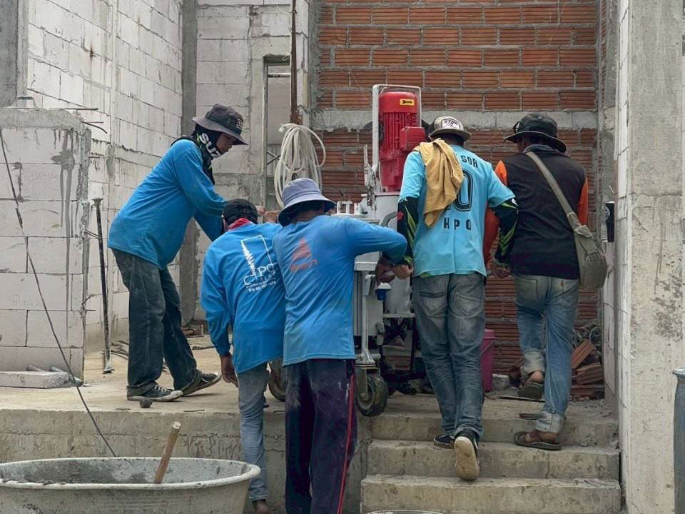 เช่าเครื่องพ่นปูน ปทุมธานี