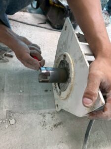 บริการซ่อมเครื่องพ่นปูน Mass Engineering