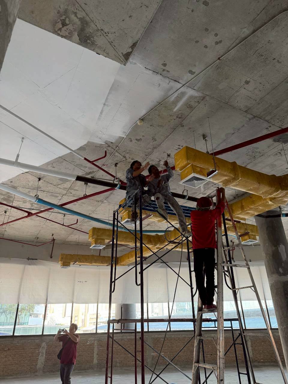 ลูกค้า Gateway เอกมัย เช่าเครื่องพ่นสี