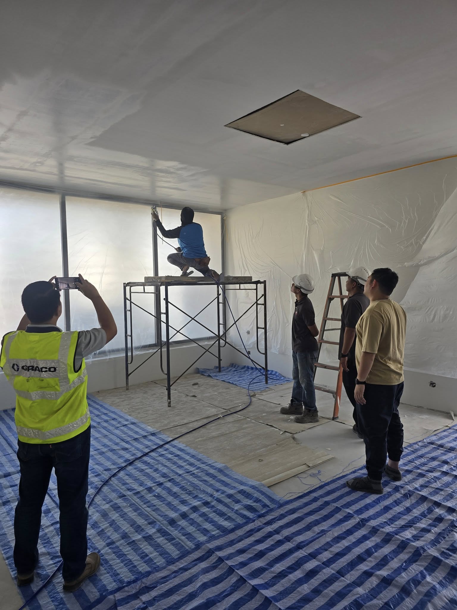 ต้อนรับ ช่างพ่นสี