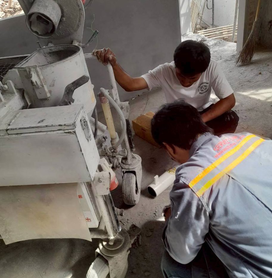 ไซต์งานชลบุรี ซ่อมเครื่องพ่นปูน ไซต์งานชลบุรี ซ่อมเครื่องพ่นปูน