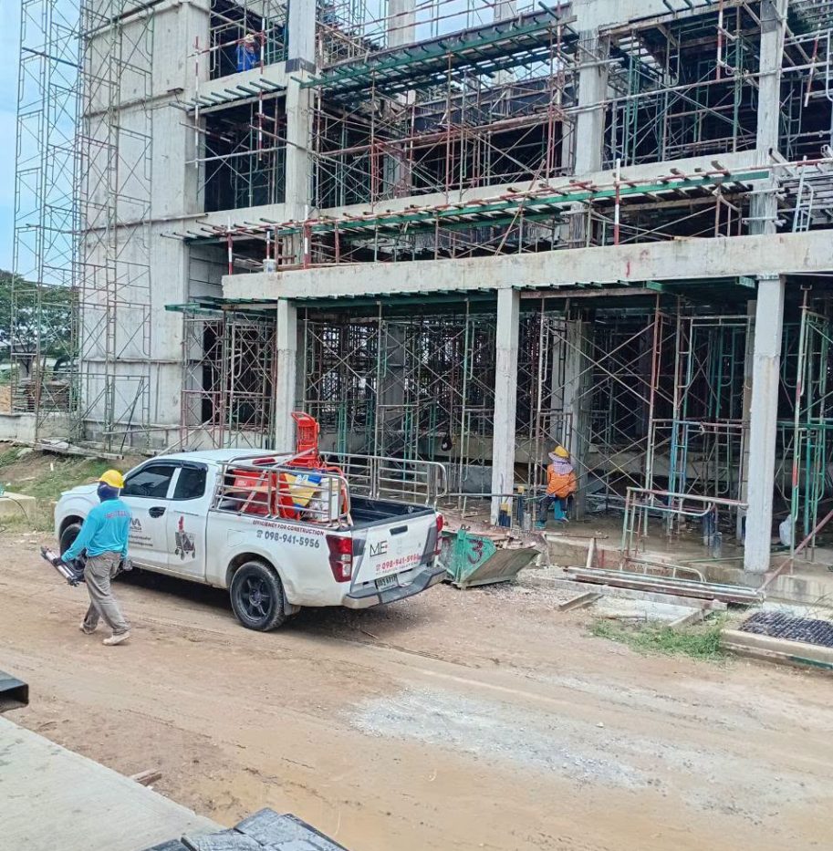 ไซต์งานราชบุรี เช่าเครื่องพ่นปูน | Mass Engineering