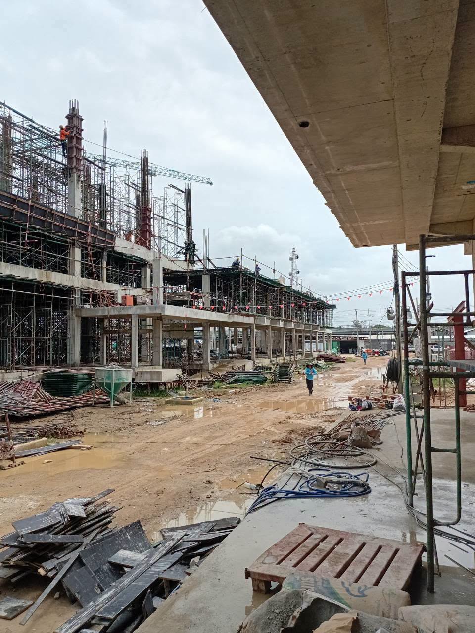 ไซต์งานราชบุรี เช่าเครื่องพ่นปูน | Mass Engineering
